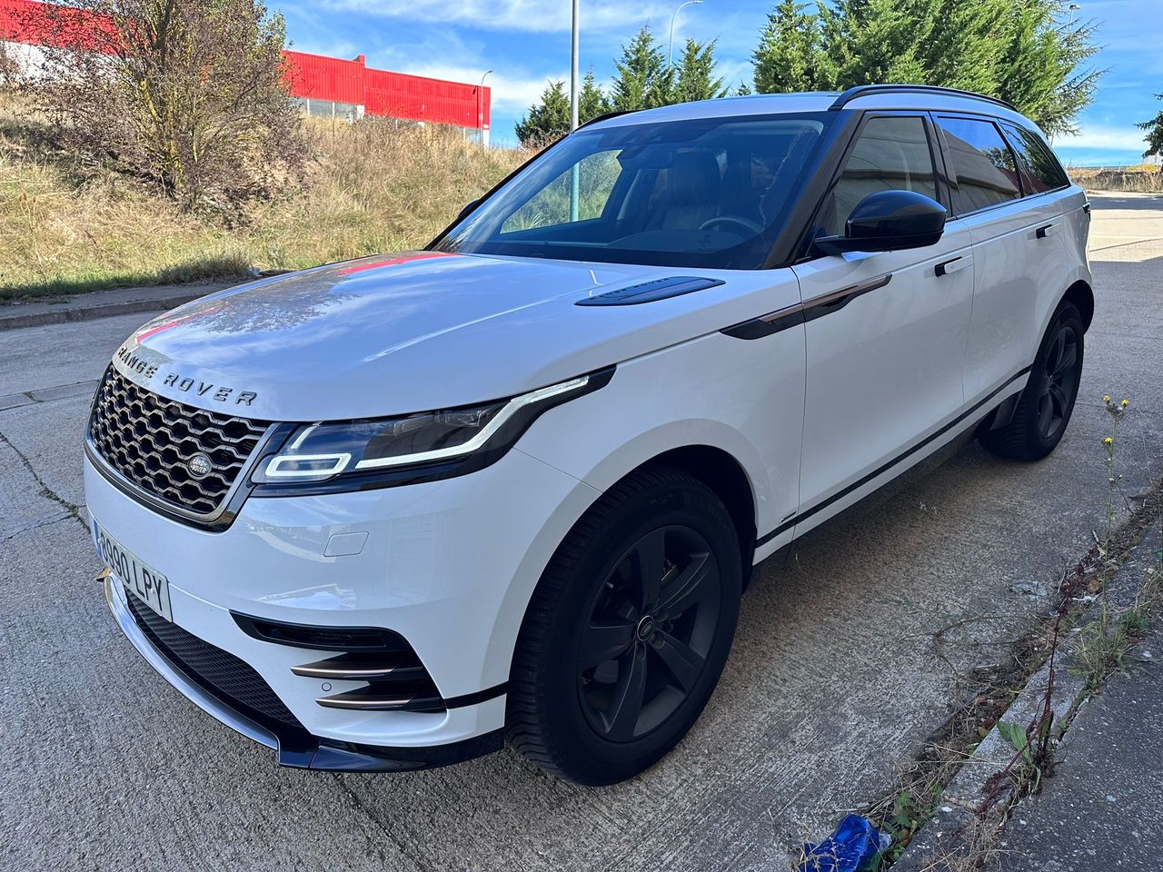 Foto Land-Rover Range Rover Velar 38