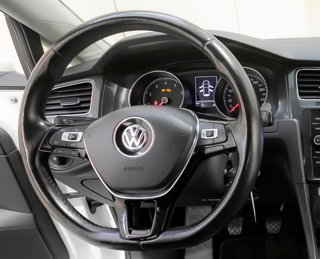 Foto Volkswagen Golf 13