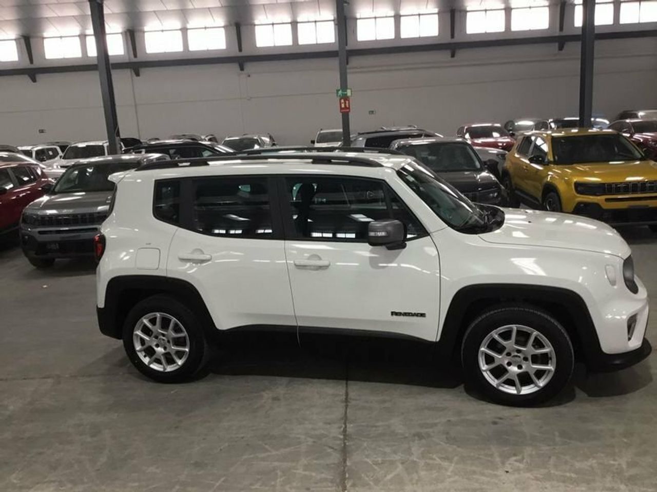 Foto Jeep Renegade 4