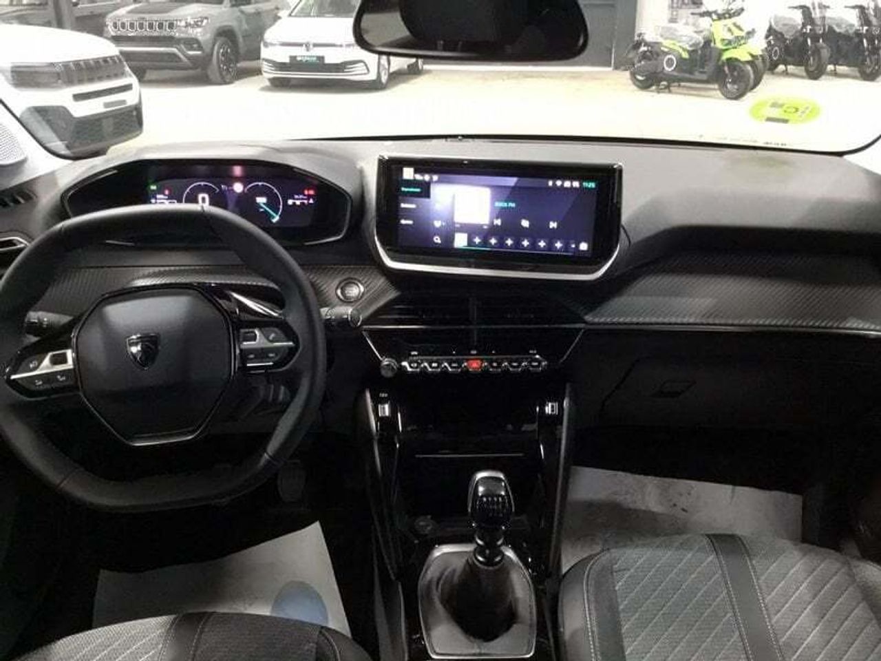 Foto Peugeot 208 11