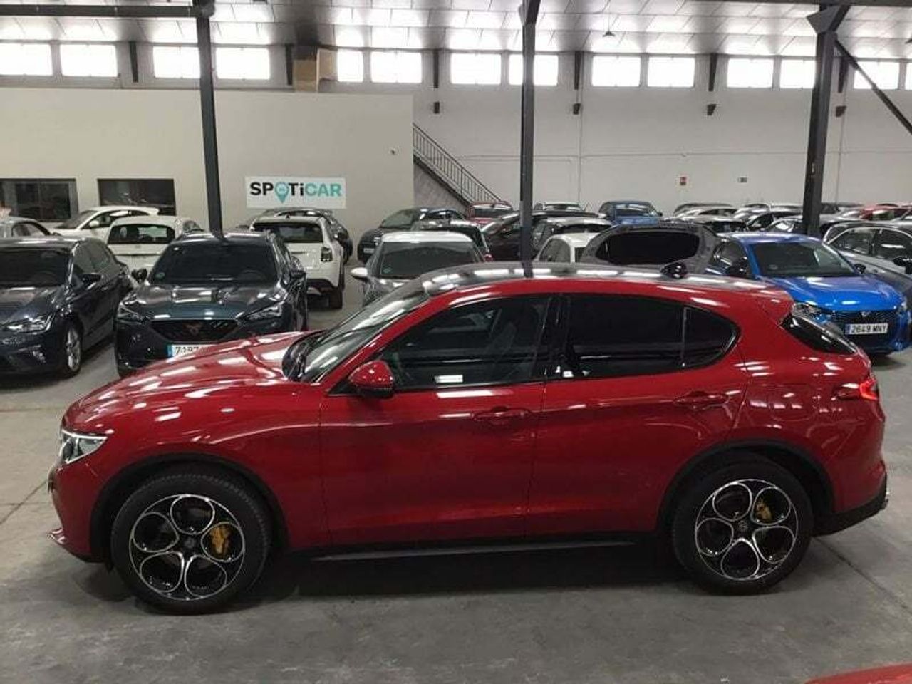 Foto Alfa Romeo Stelvio 2