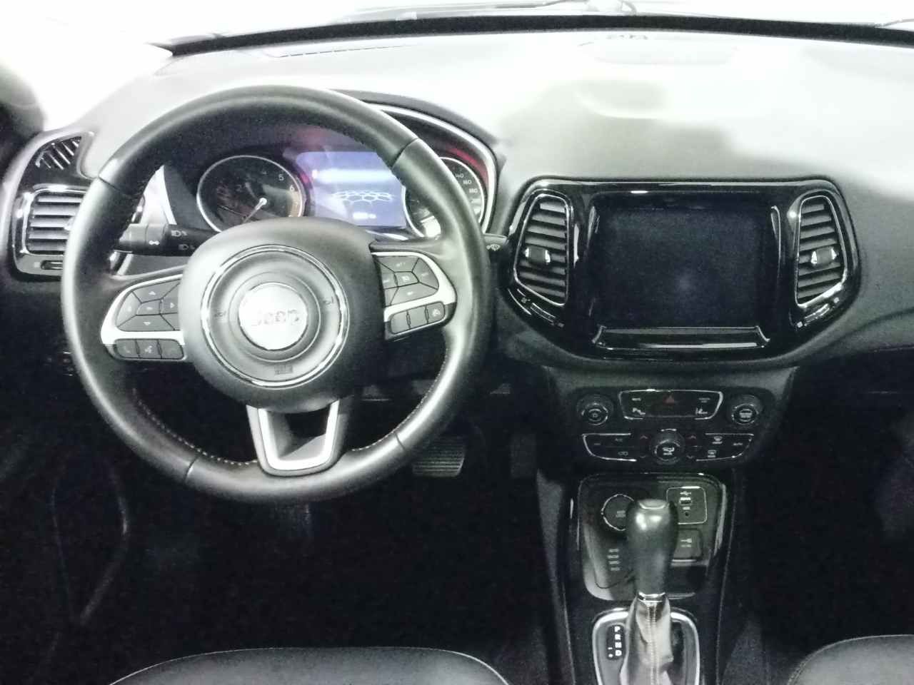 Foto Jeep Compass 11