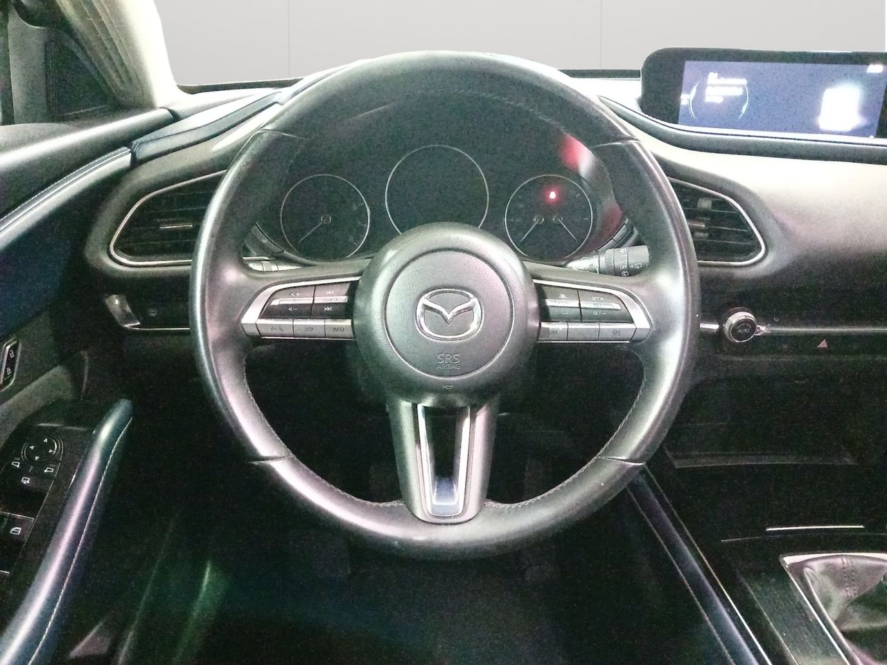 Foto Mazda CX-30 12