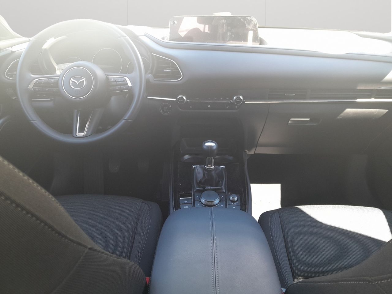 Foto Mazda CX-30 10