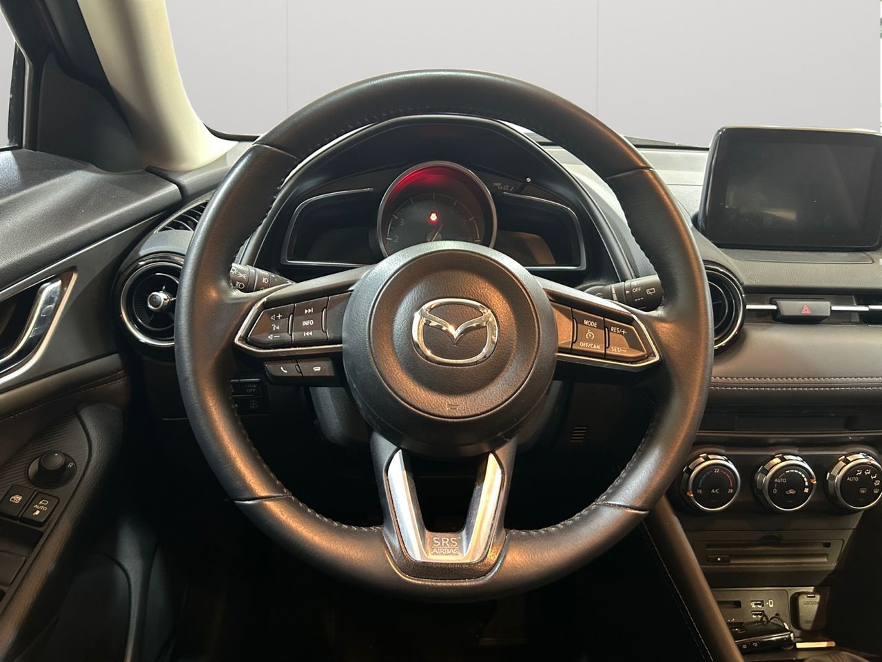 Foto Mazda CX-3 12