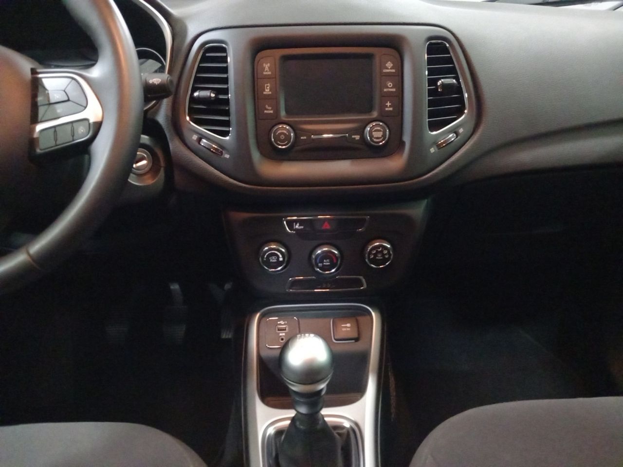 Foto Jeep Compass 11