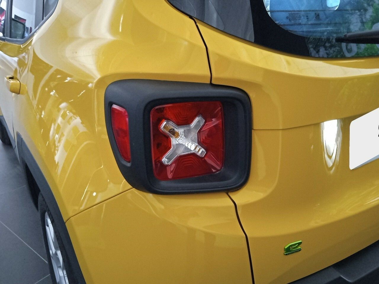 Foto Jeep Renegade 17