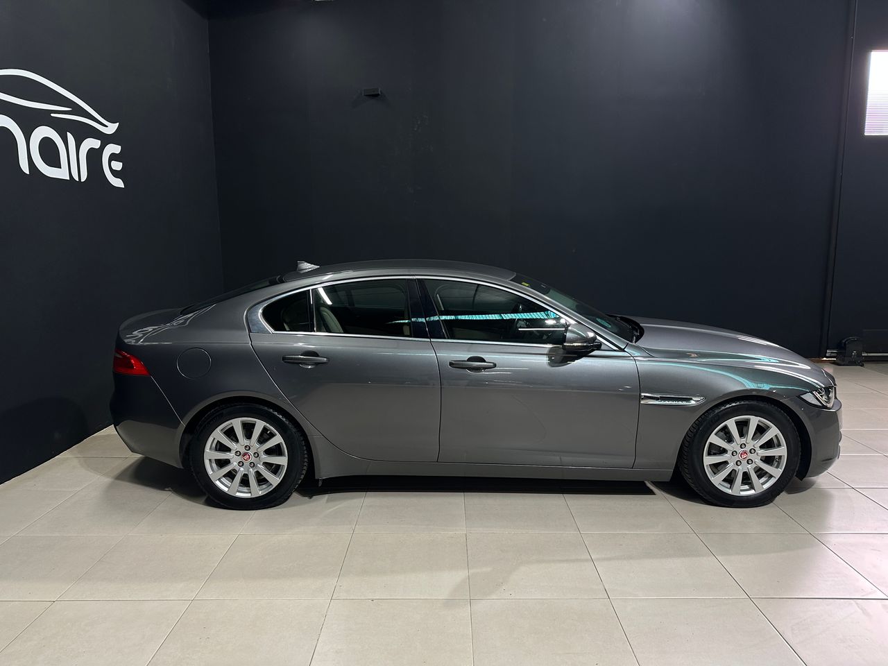 Foto Jaguar XE 16