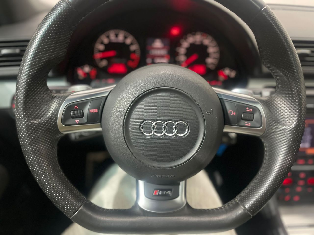 Foto Audi RS4 6