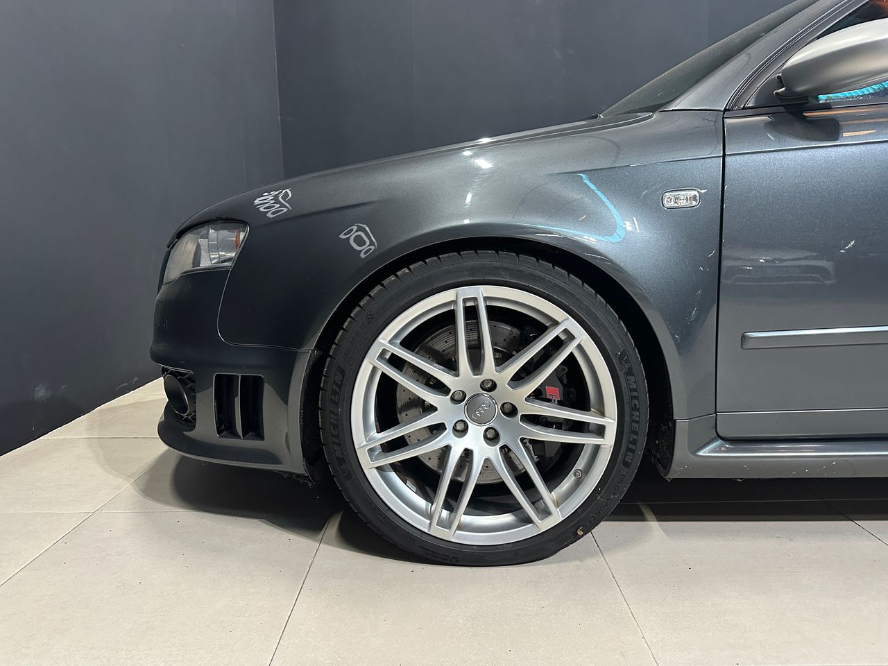 Foto Audi RS4 12