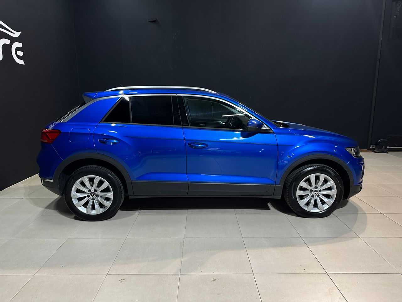 Foto Volkswagen T-Roc 15