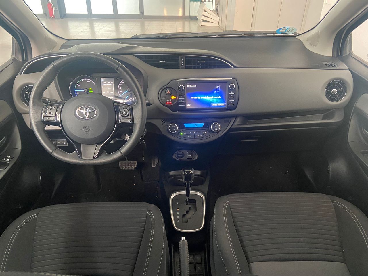 Foto Toyota Yaris 4