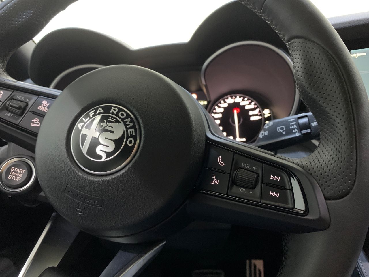 Foto Alfa Romeo Stelvio 20