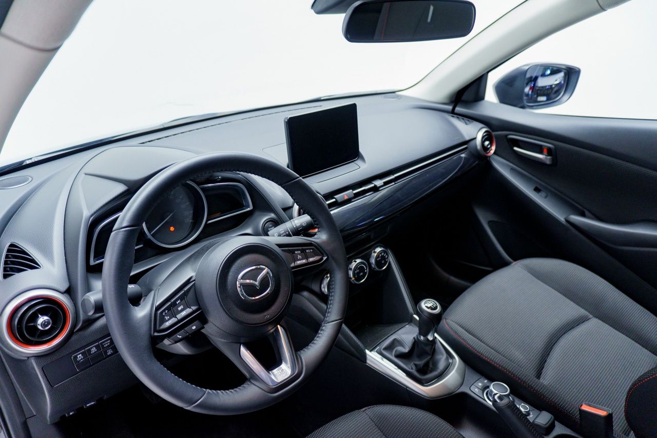 Foto Mazda Mazda2 7