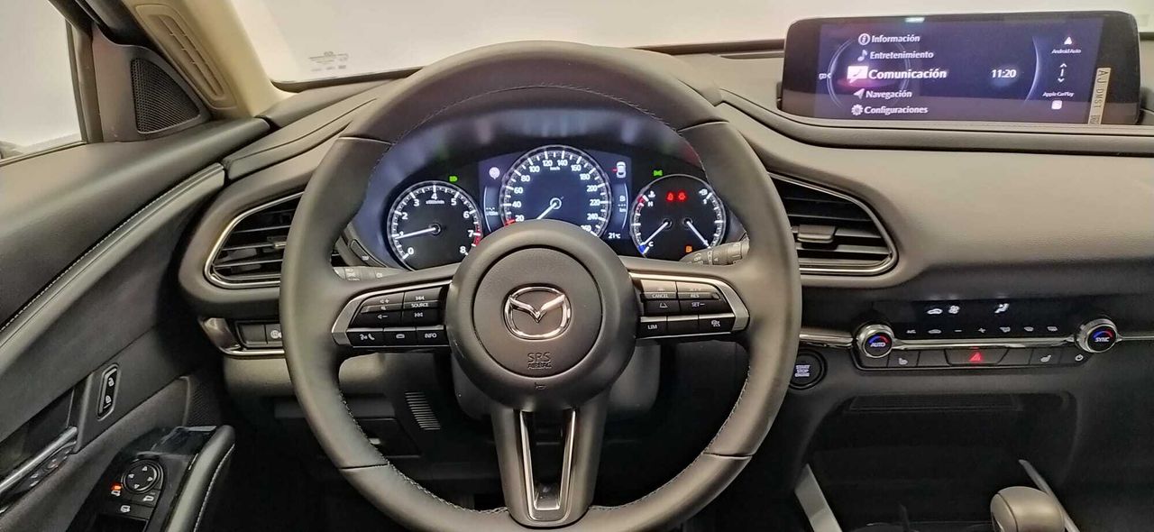 Foto Mazda CX-30 4