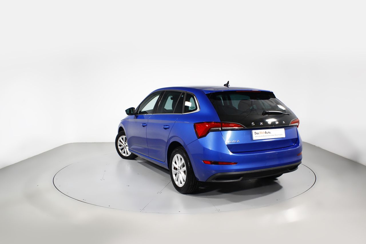 Foto Skoda Scala 2