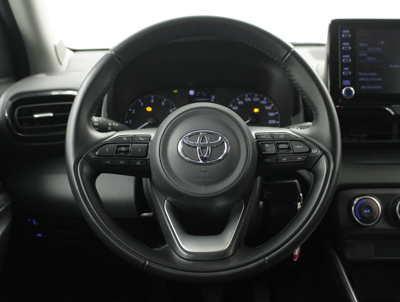 Foto Toyota Yaris 13