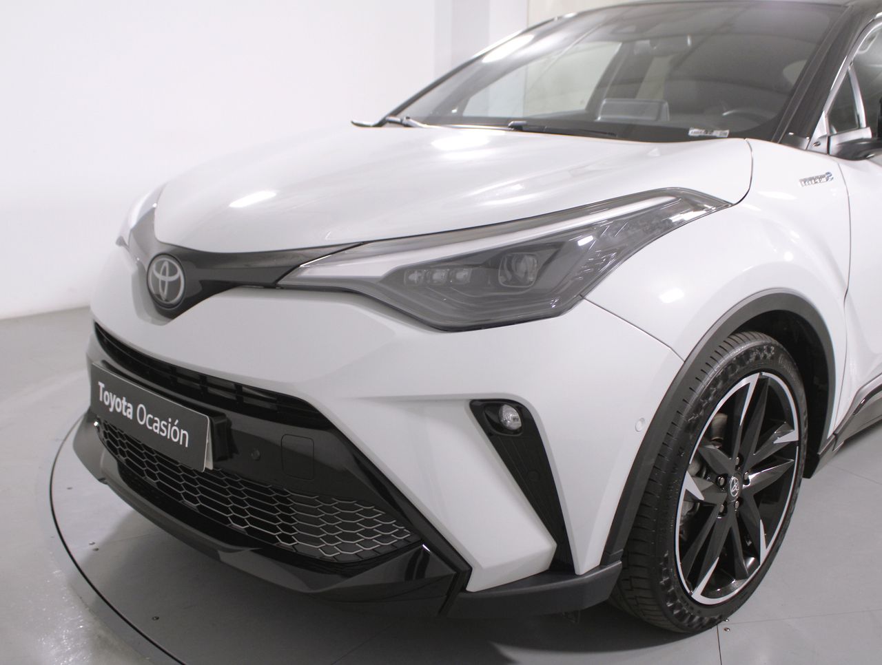 Foto Toyota C-HR 29