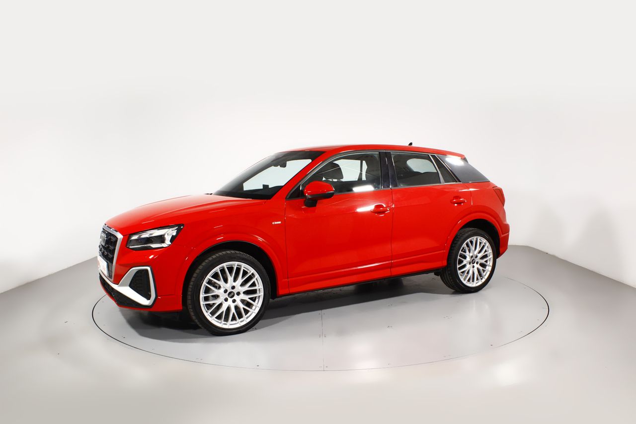 Foto Audi Q2 10