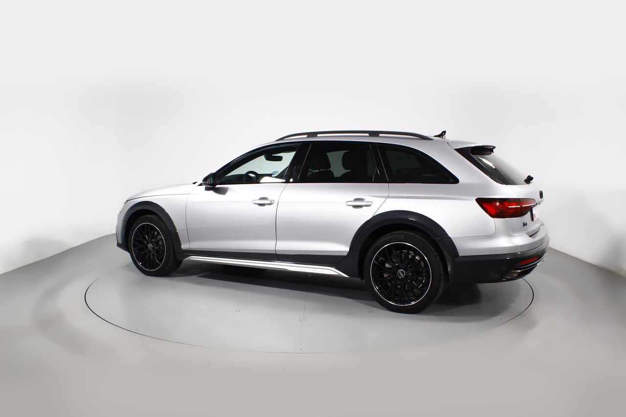 Foto Audi A4 Allroad Quattro 18