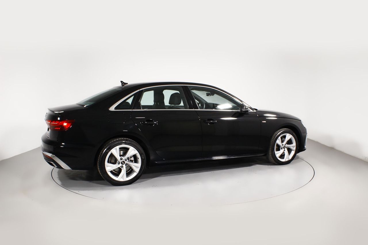 Foto Audi A4 4