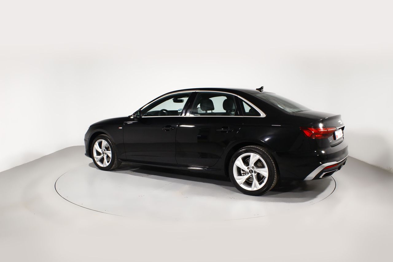 Foto Audi A4 8