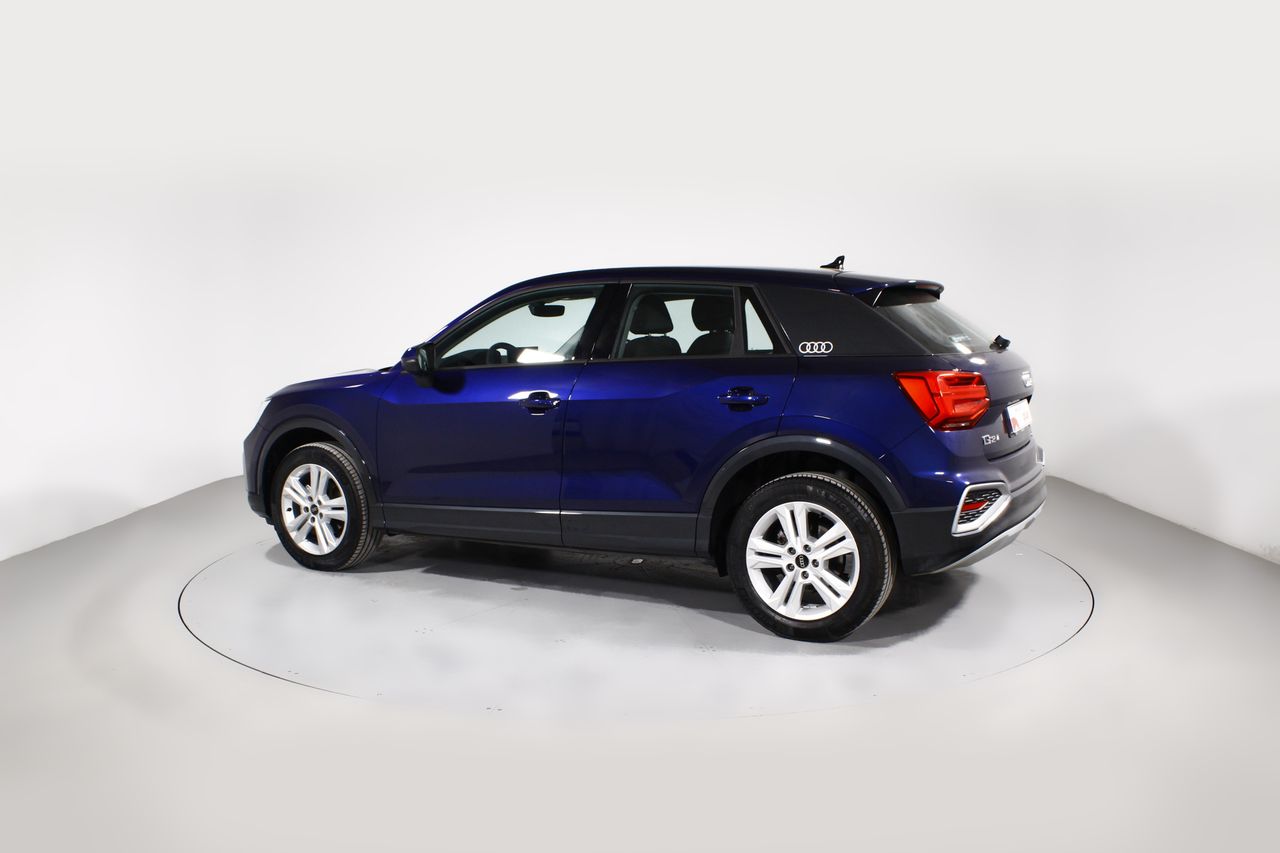 Foto Audi Q2 8