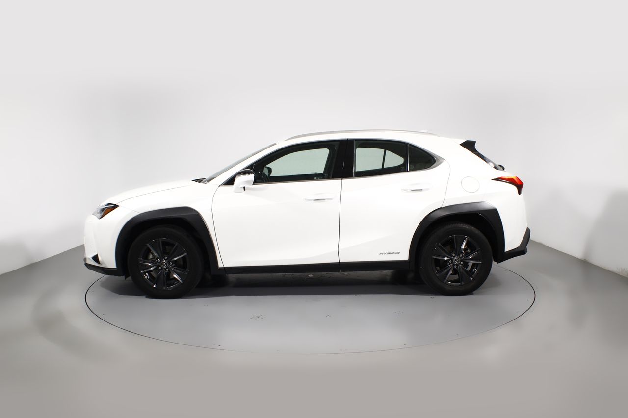 Foto Lexus UX 10