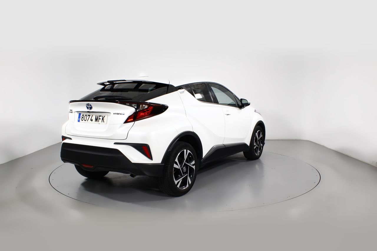 Foto Toyota C-HR 25