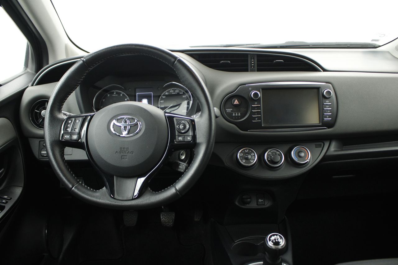 Foto Toyota Yaris 6