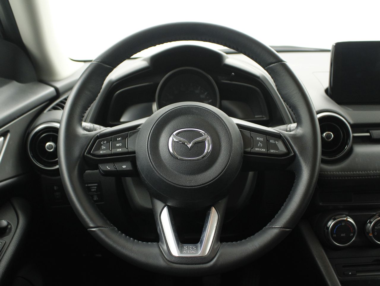 Foto Mazda CX-3 13