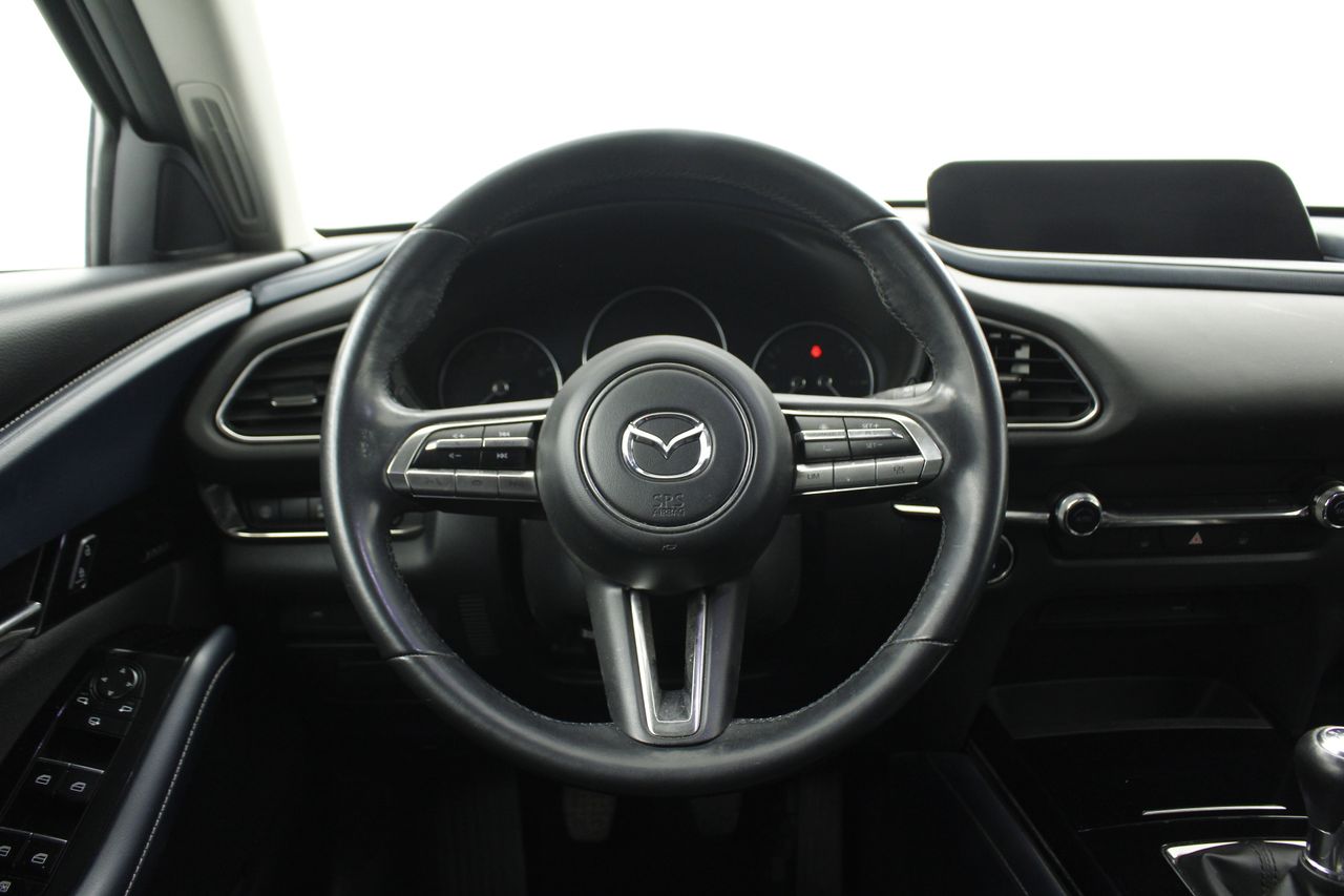 Foto Mazda CX-30 13