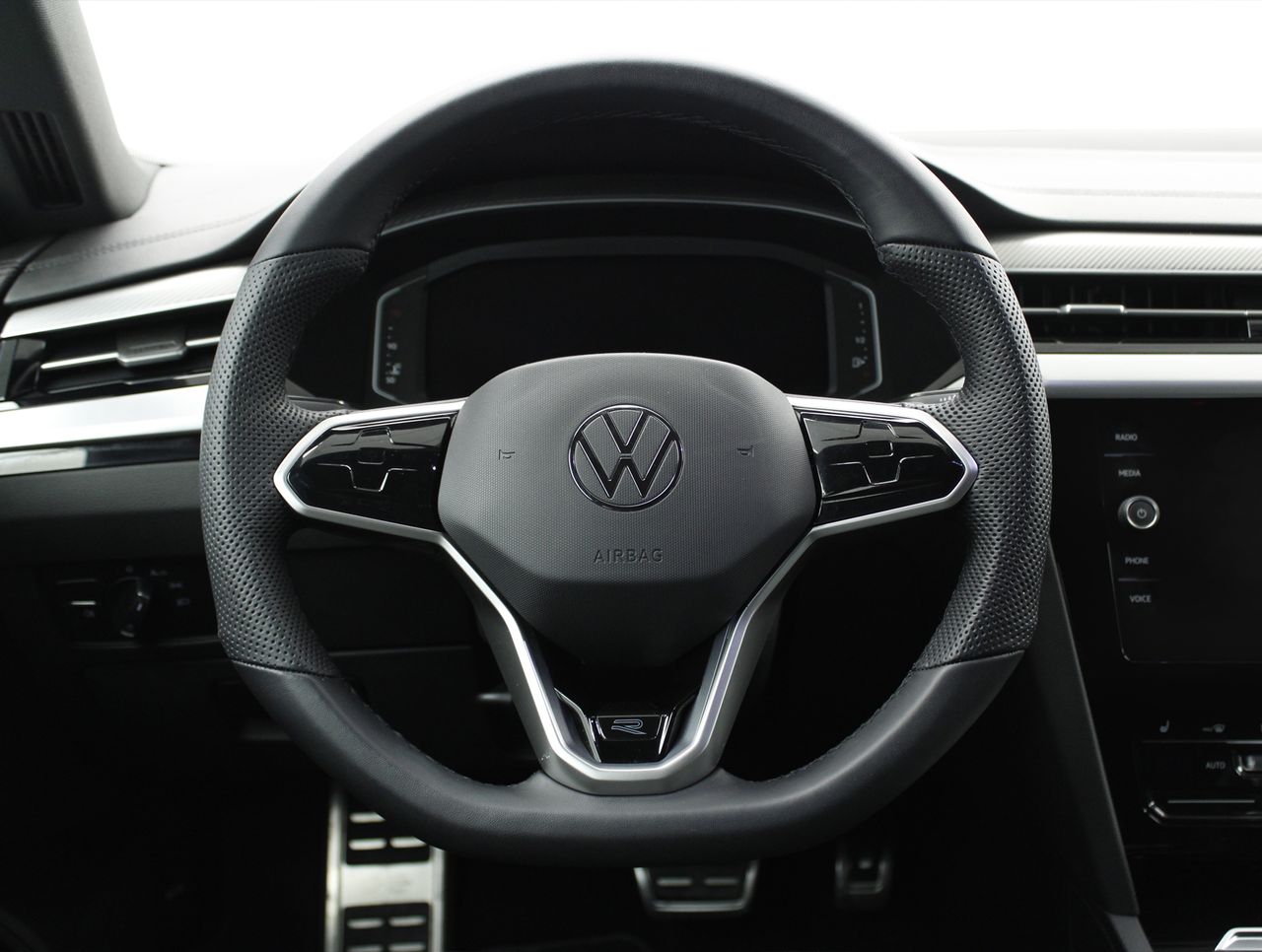 Foto Volkswagen Arteon 24