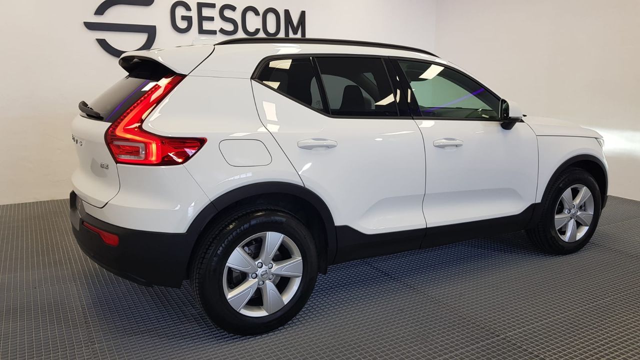 Foto Volvo XC40 12