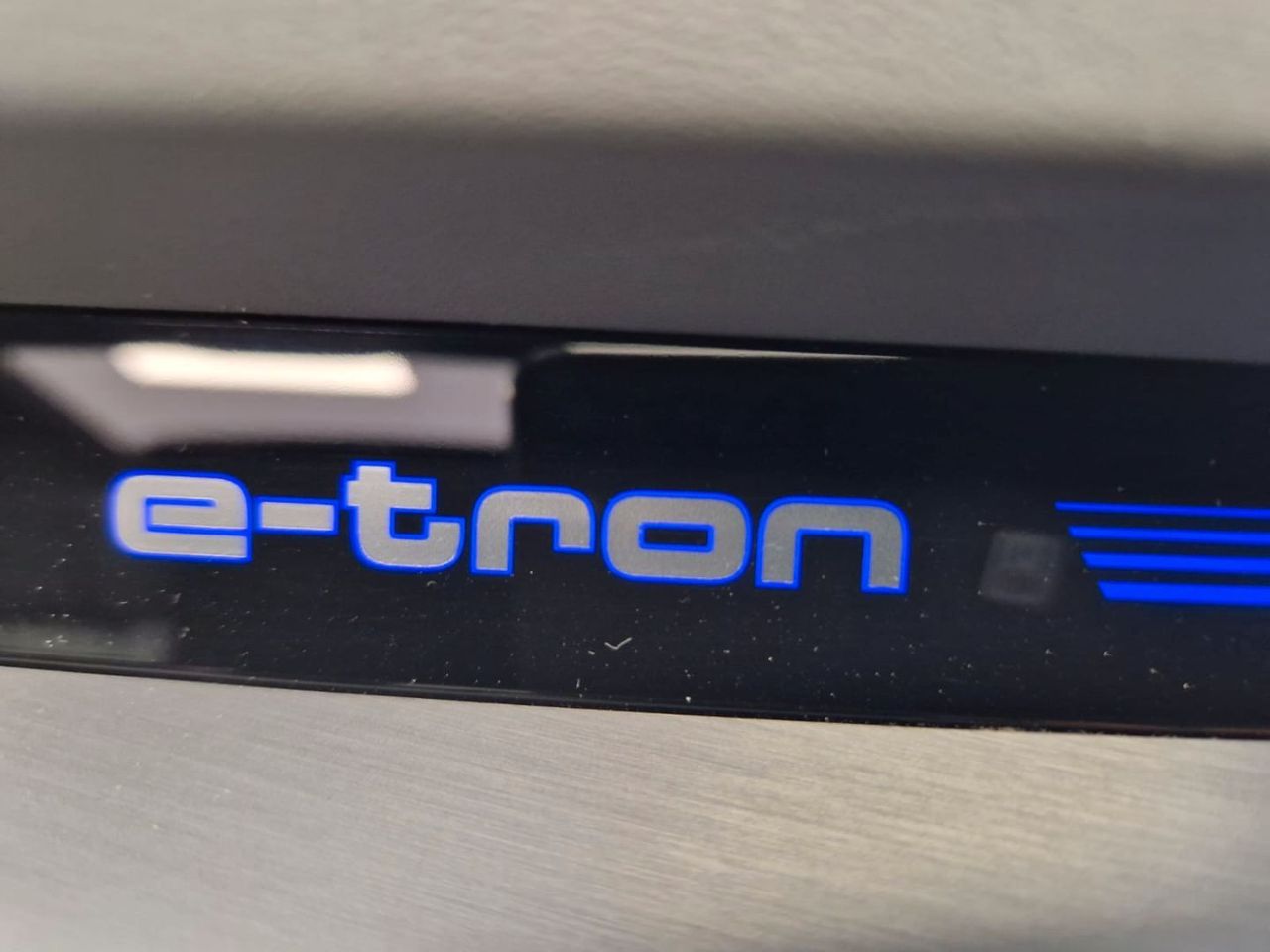 Foto Audi E-tron 78