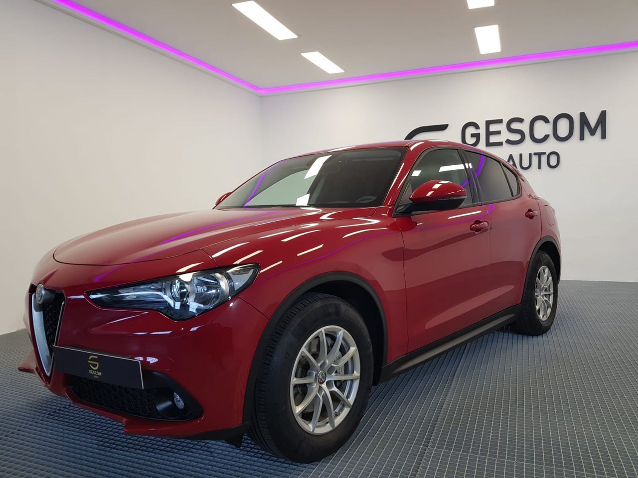 Foto Alfa Romeo Stelvio 3