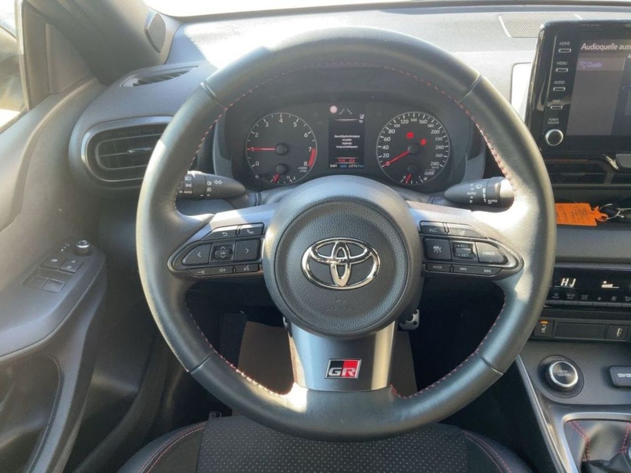 Foto Toyota Yaris 6