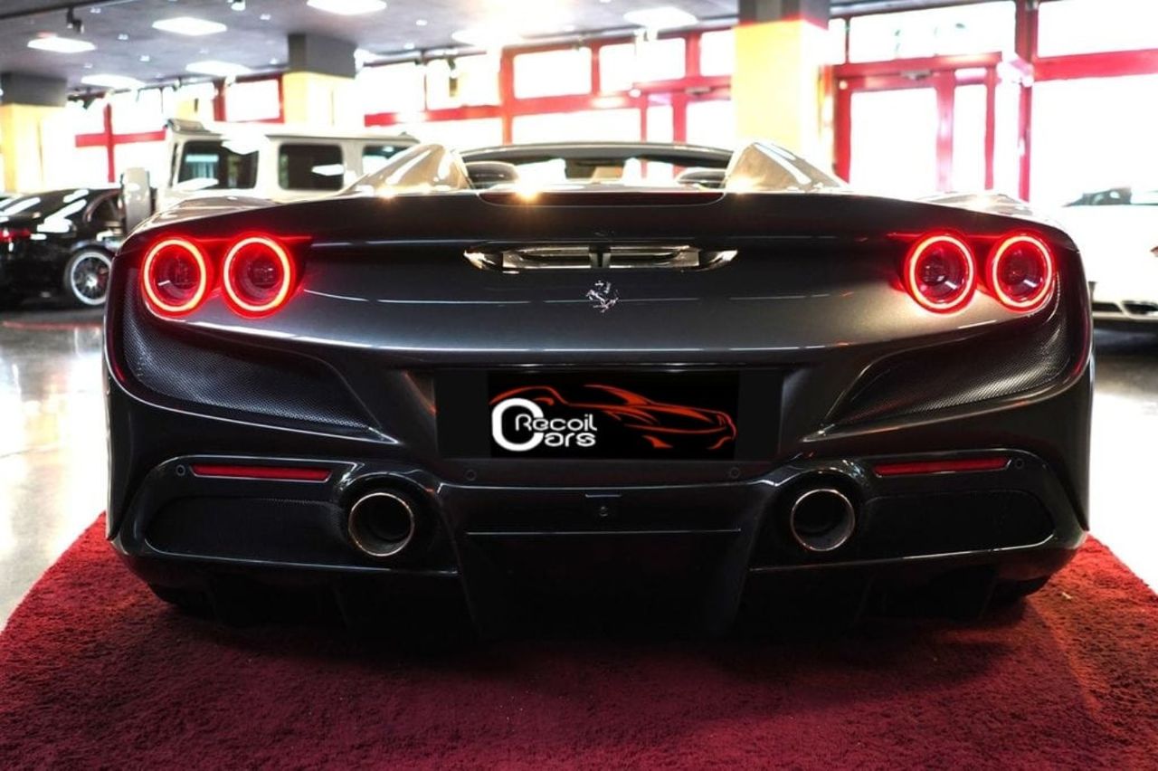 Foto Ferrari F8 4