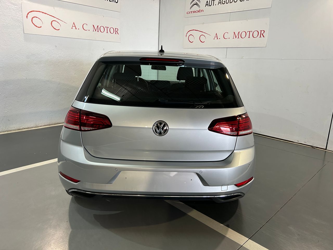 Foto Volkswagen Golf 18