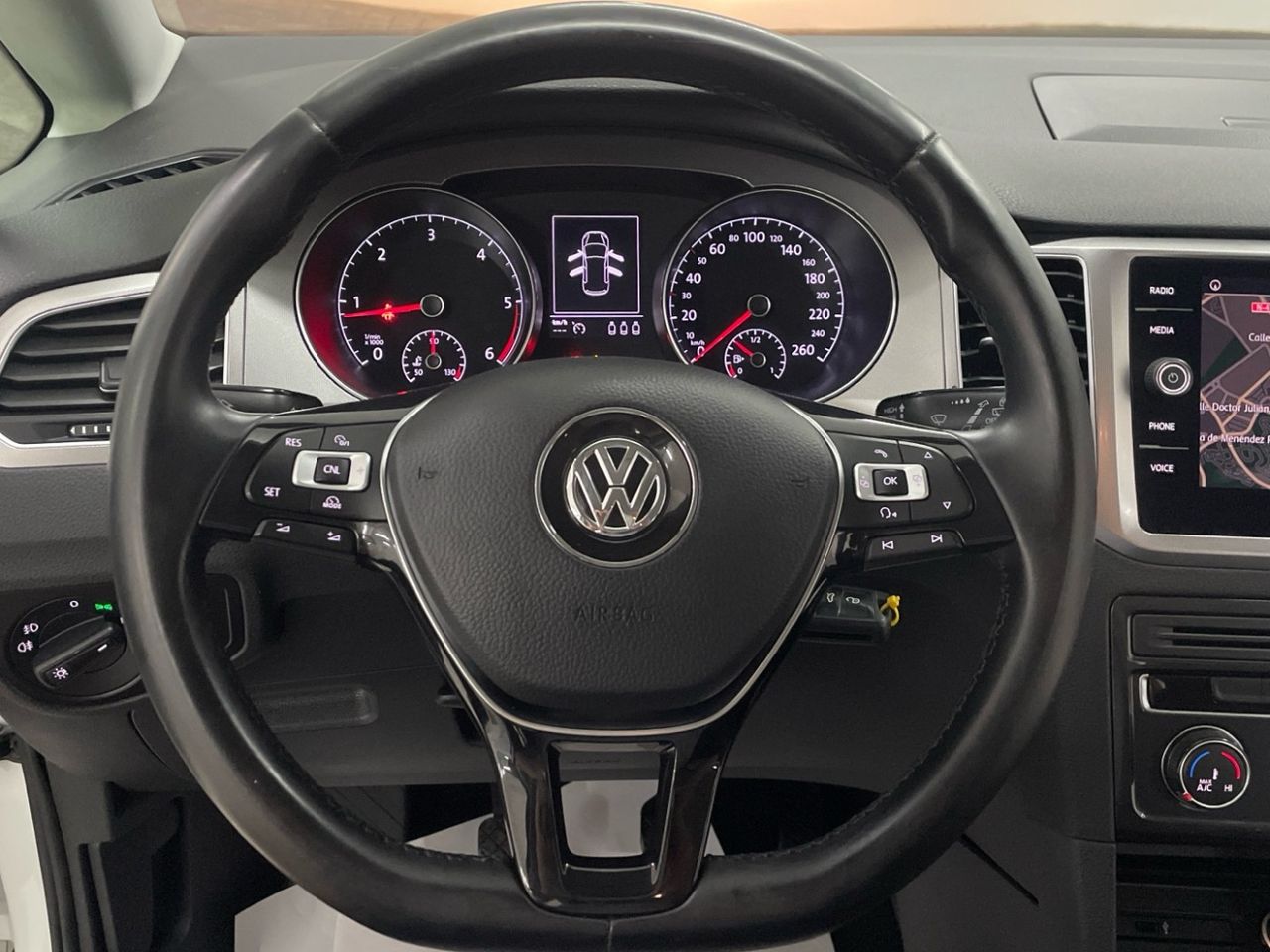 Foto Volkswagen Golf Sportsvan 19