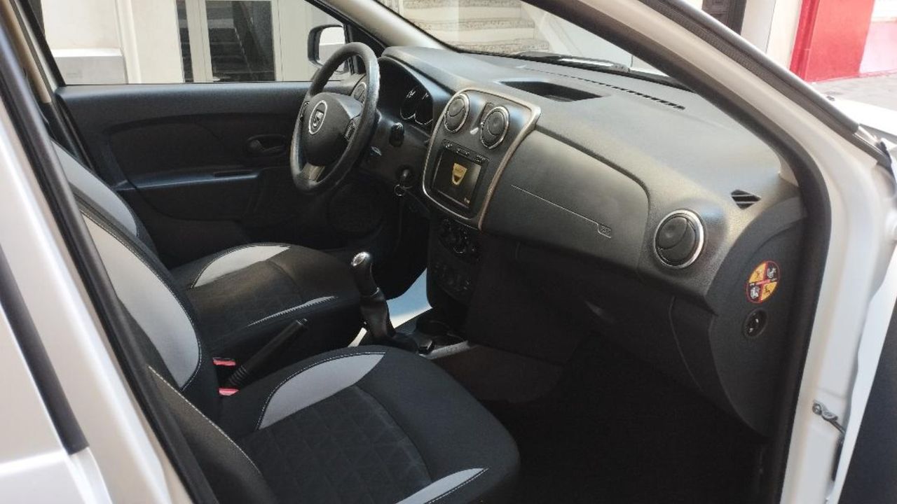 Foto Dacia Sandero Stepway 2