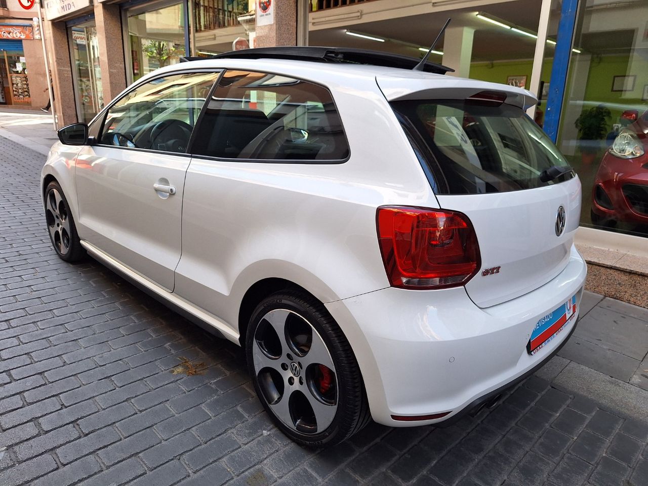 Foto Volkswagen Polo 9