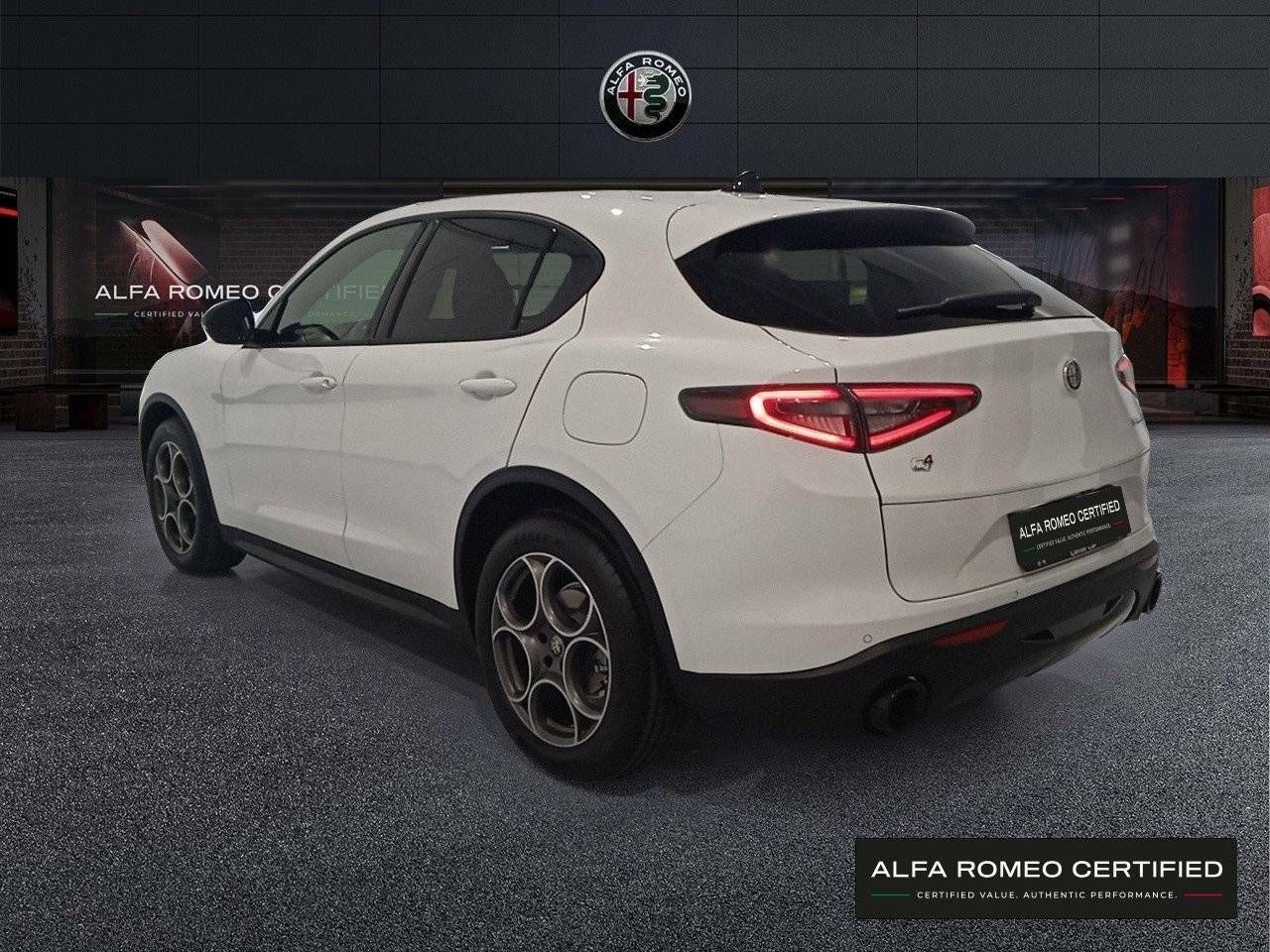 Foto Alfa Romeo Stelvio 7