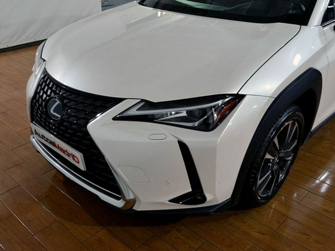 Foto Lexus UX 9