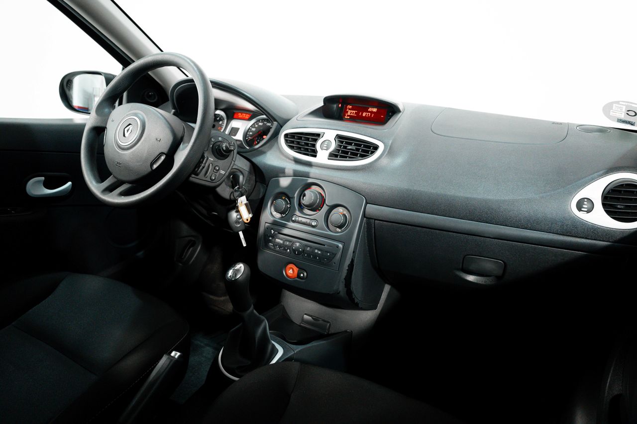 Foto Renault Clio 23