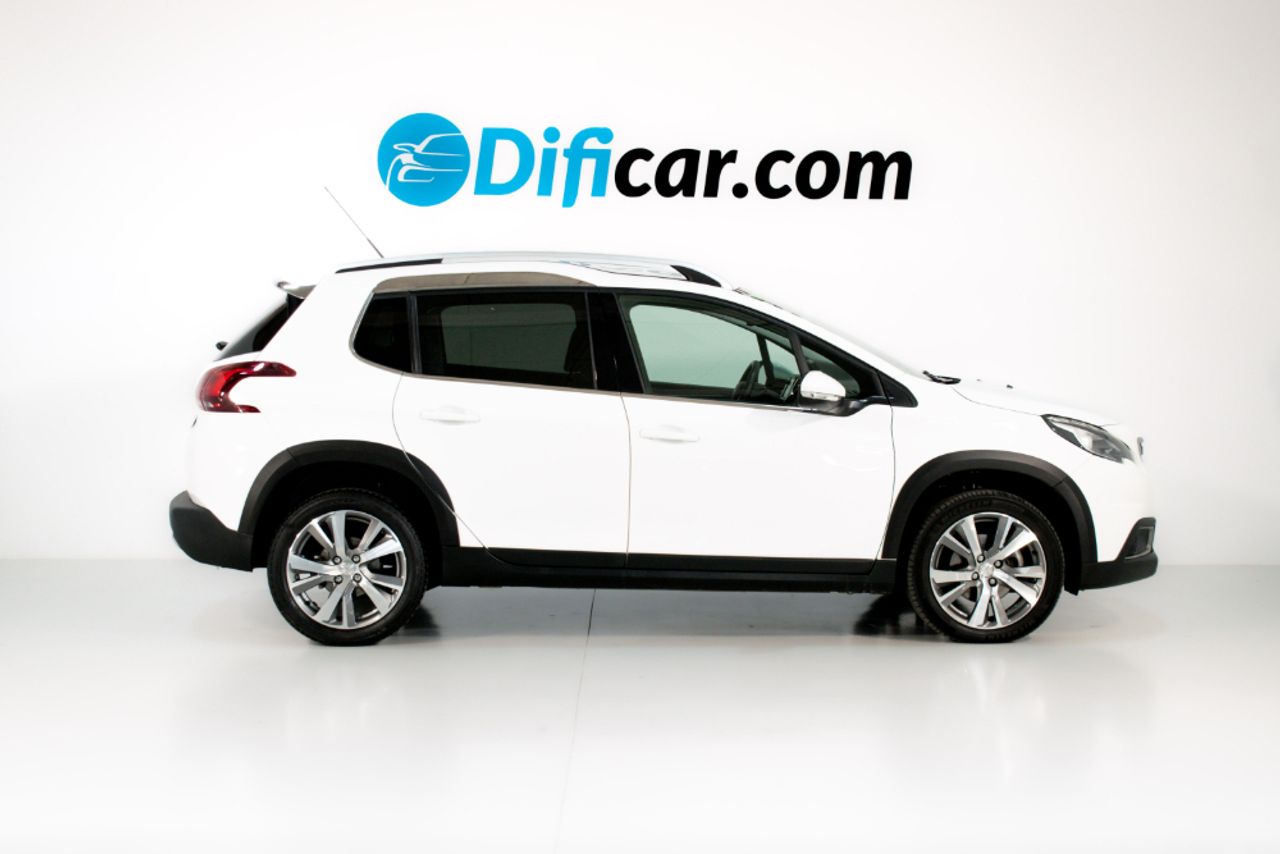 Foto Peugeot 2008 4