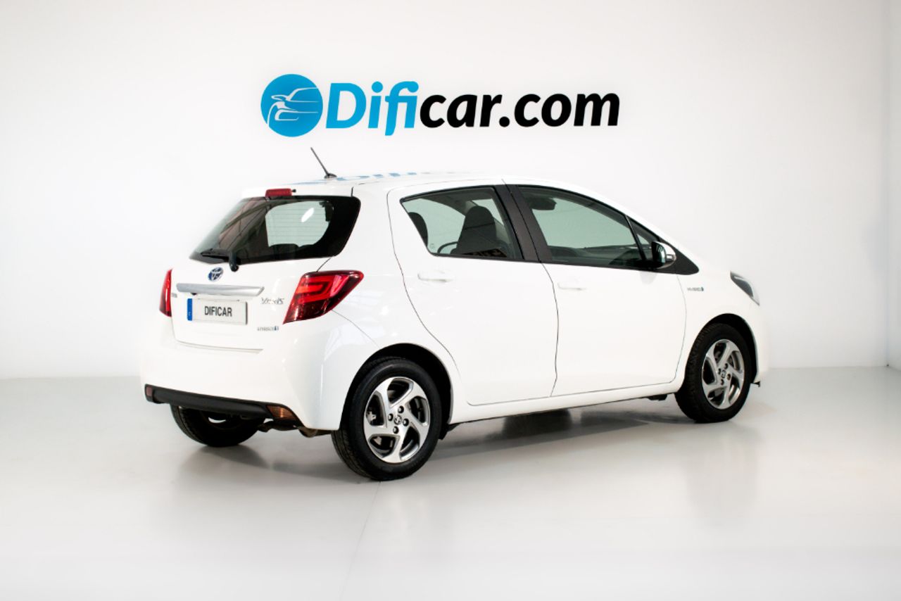 Foto Toyota Yaris 6