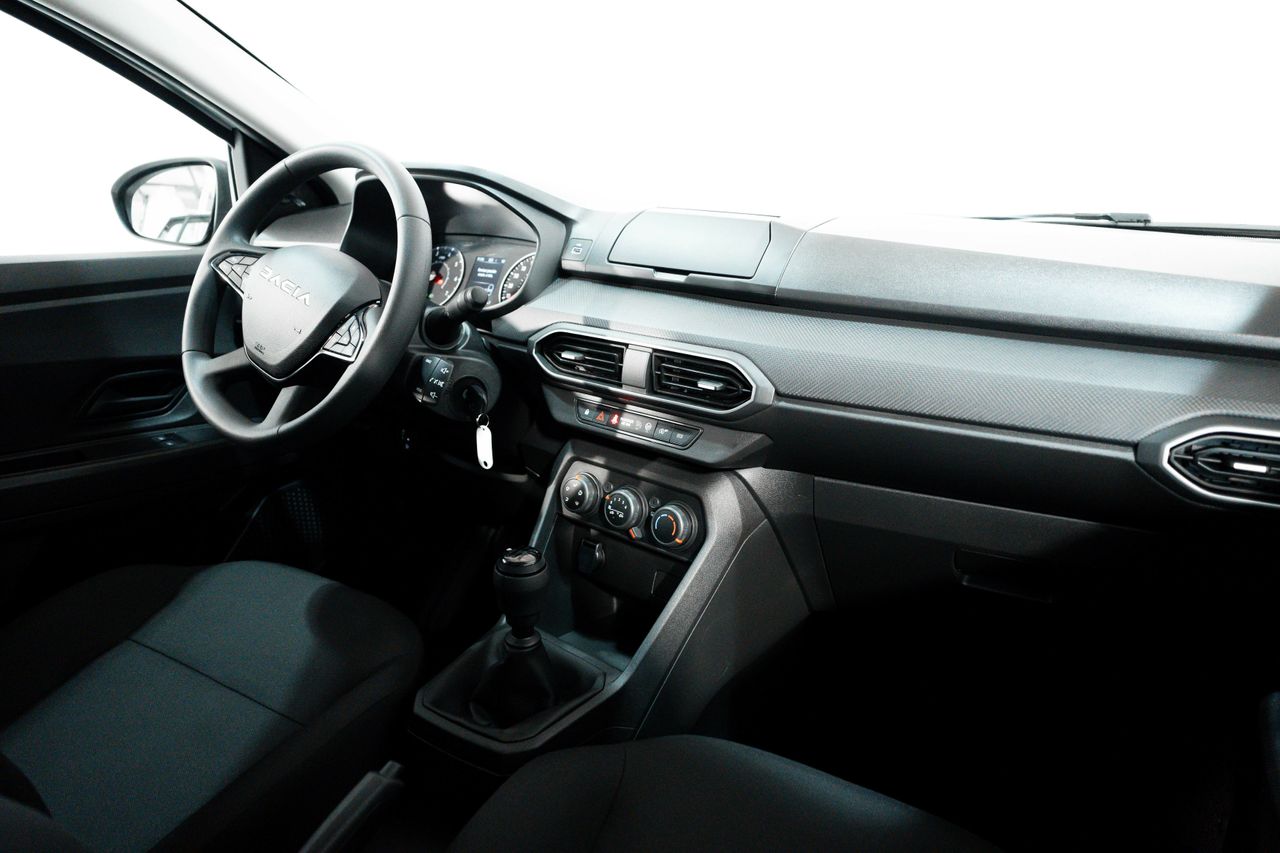 Foto Dacia Sandero 24