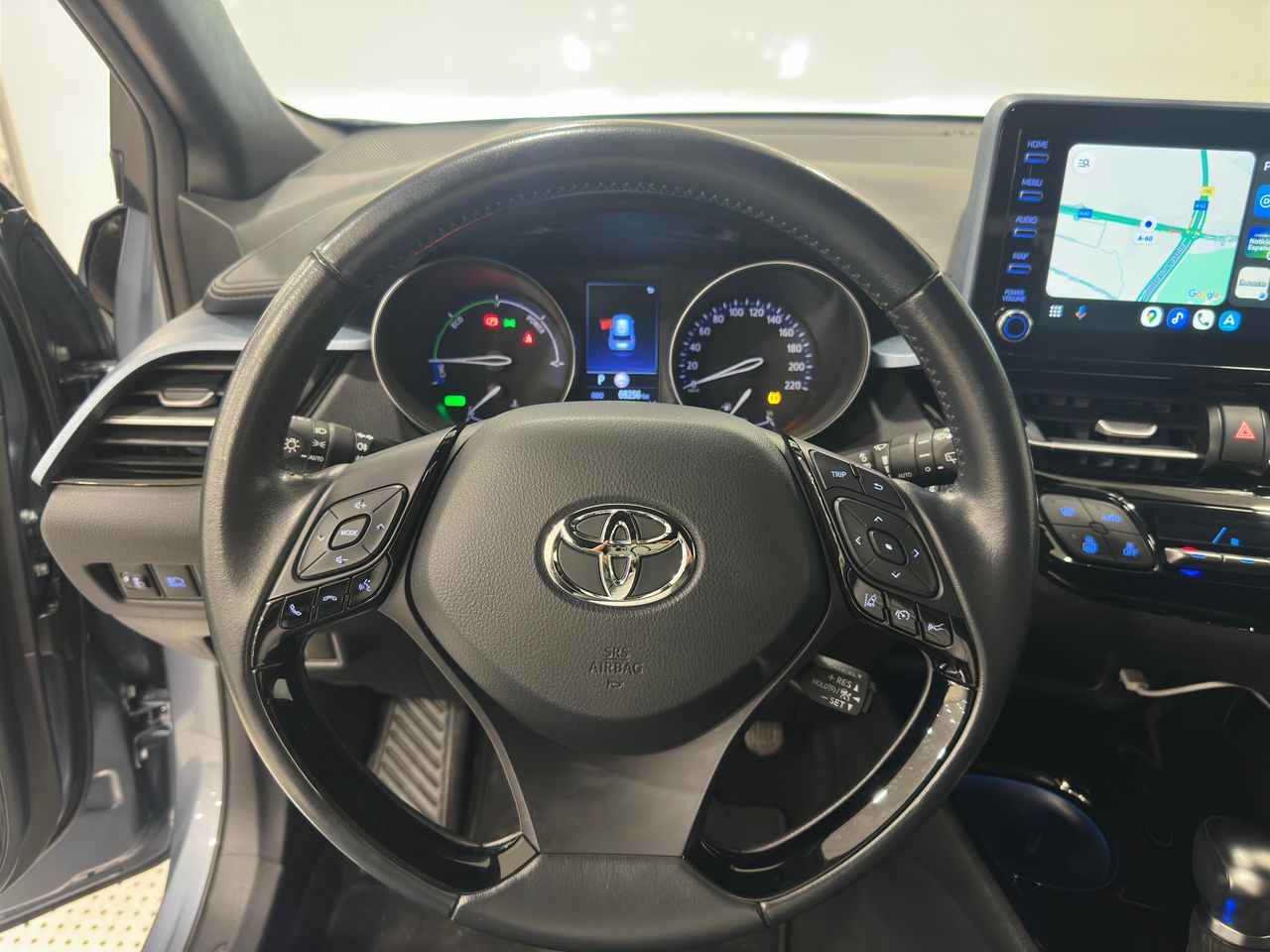 Foto Toyota C-HR 11