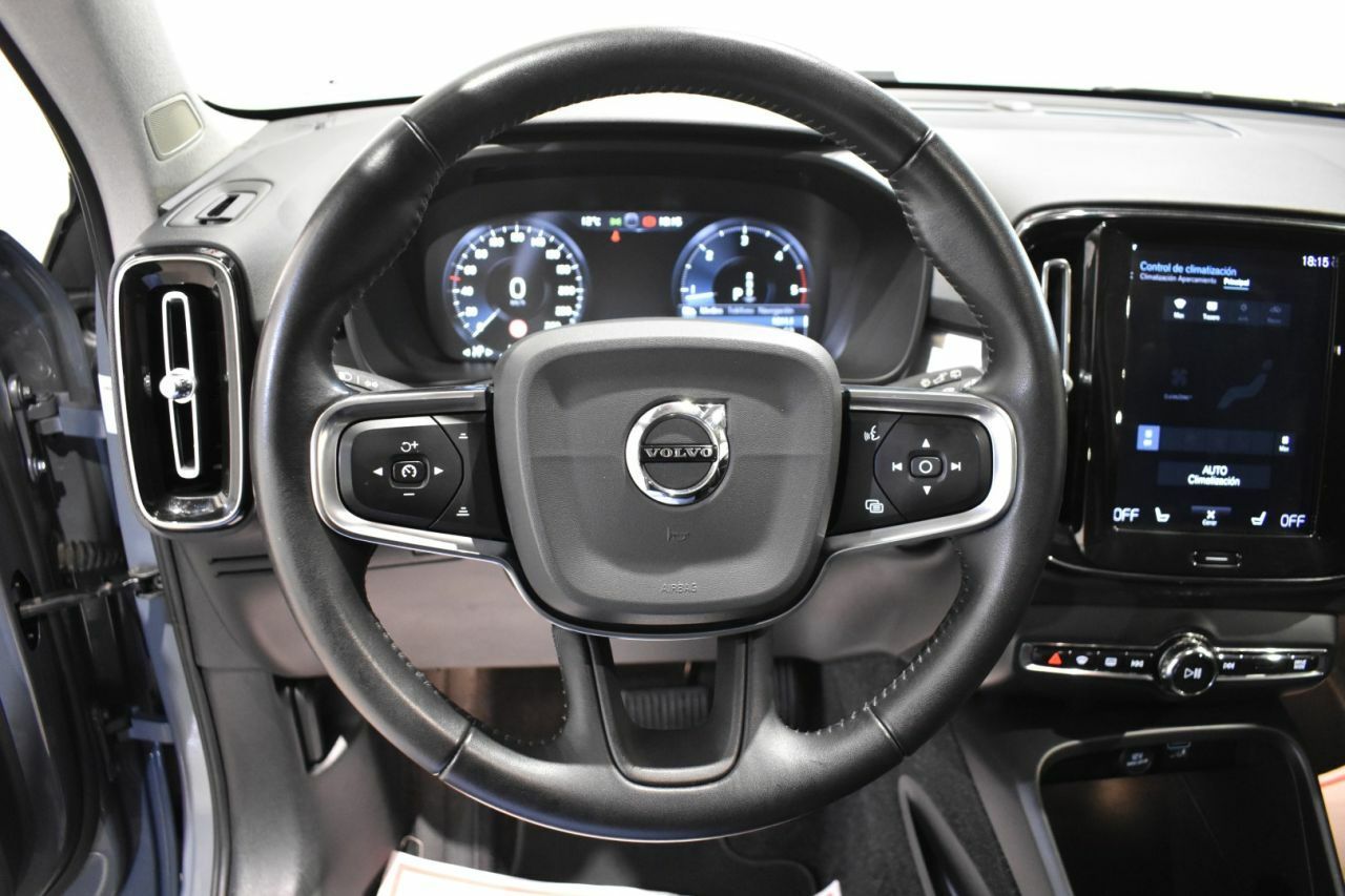 Foto Volvo XC40 38